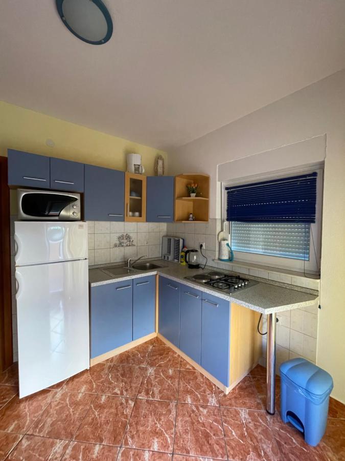 Apartman Jukic Hotel Marina Luaran gambar