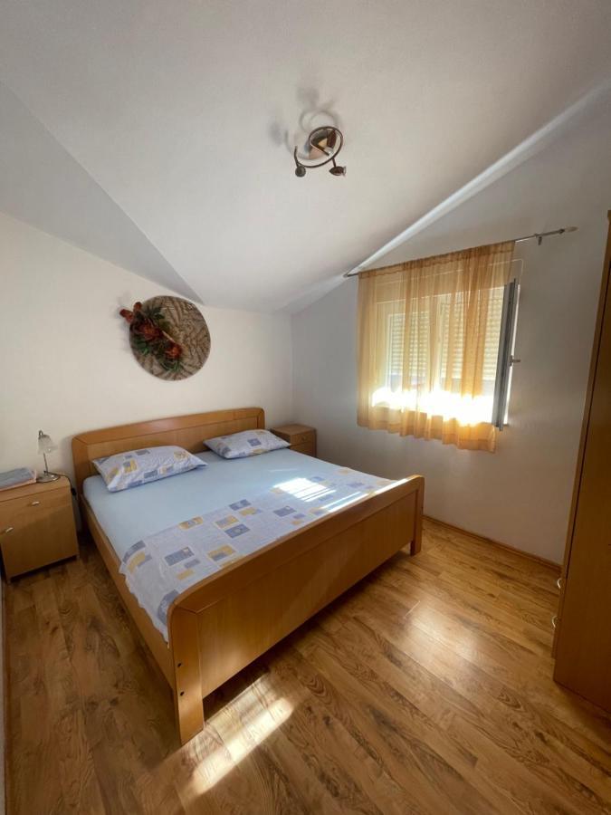 Apartman Jukic Hotel Marina Luaran gambar