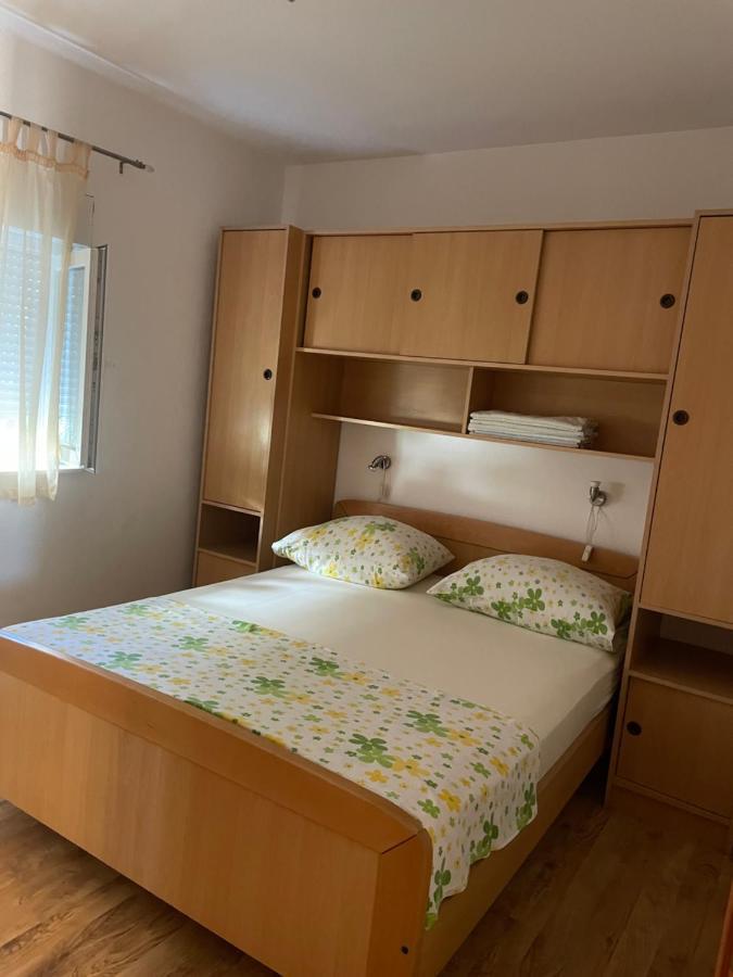 Apartman Jukic Hotel Marina Luaran gambar