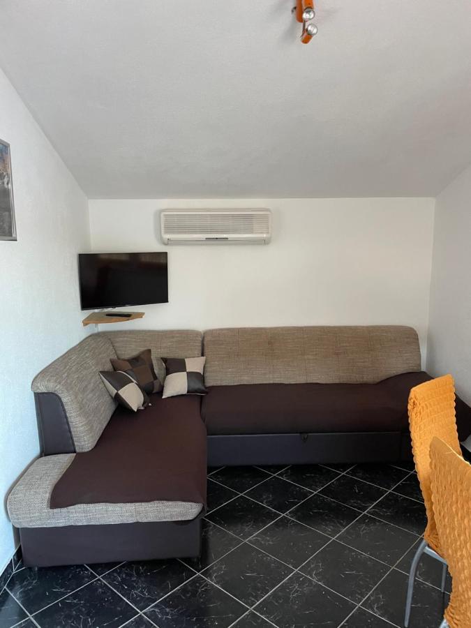 Apartman Jukic Hotel Marina Luaran gambar